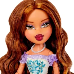 MGA Bratz GOIN' out! Muñeca Yasmin- Muñecas