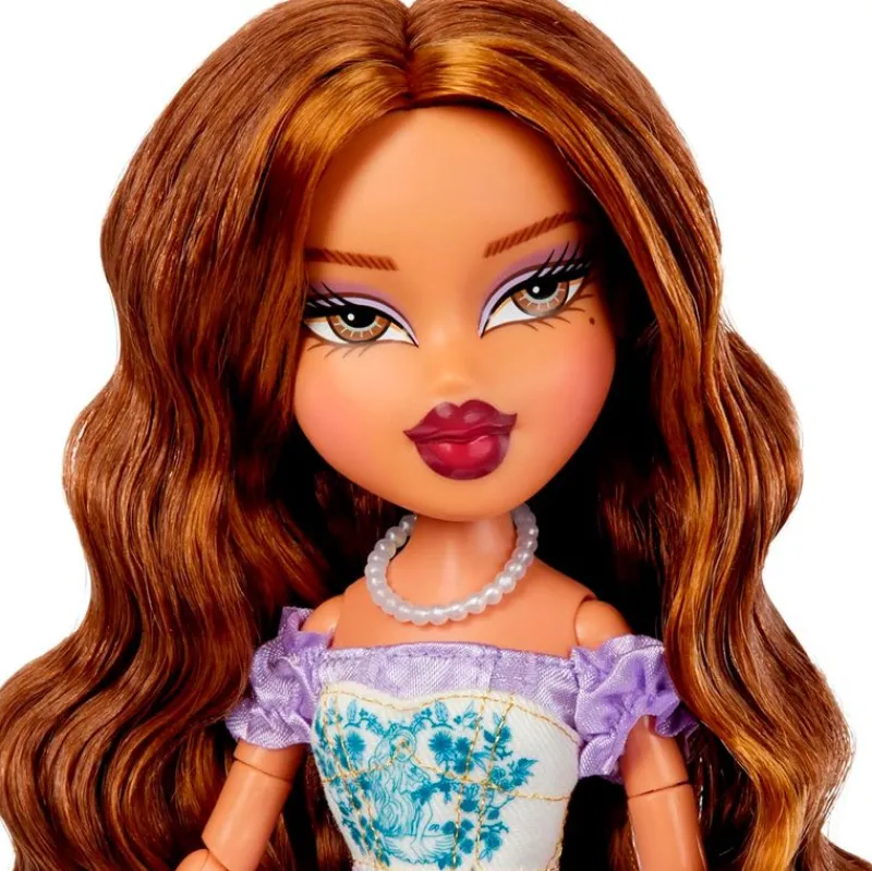 MGA Bratz GOIN' out! Muñeca Yasmin- Muñecas