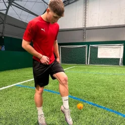 FAMOSA Deportivos|Kick Tracker Juego Fútbol