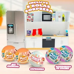 BIZAK Mini World Playset Cocina + 5 Bolas- Muñecas